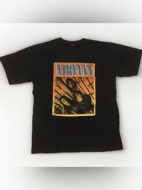 Y2K Vintage Nirvana T-Shirt 2004 Kurt Cobain Novoselic Dave Grohl Band Tee